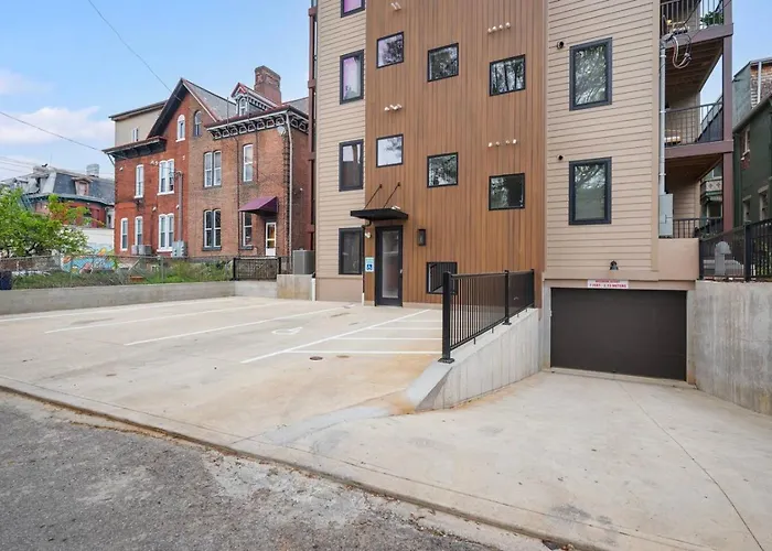 Pfr - Highland, 3br 2ba Shadyside Condo, 2 King Beds, 3rd Floor Walkup Apartment *