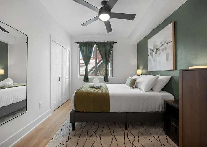 Apartment Pfr - Highland, 3br 2ba Shadyside Condo, 2 King Beds, 3rd Floor Walkup