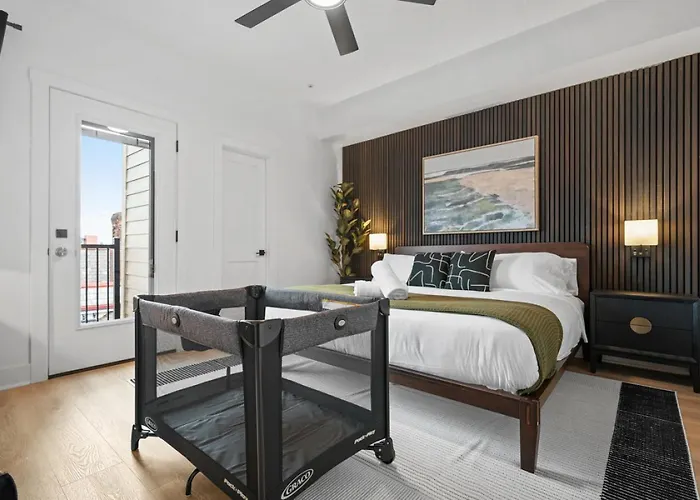 Apartment Pfr - Highland, 3br 2ba Shadyside Condo, 2 King Beds, 3rd Floor Walkup