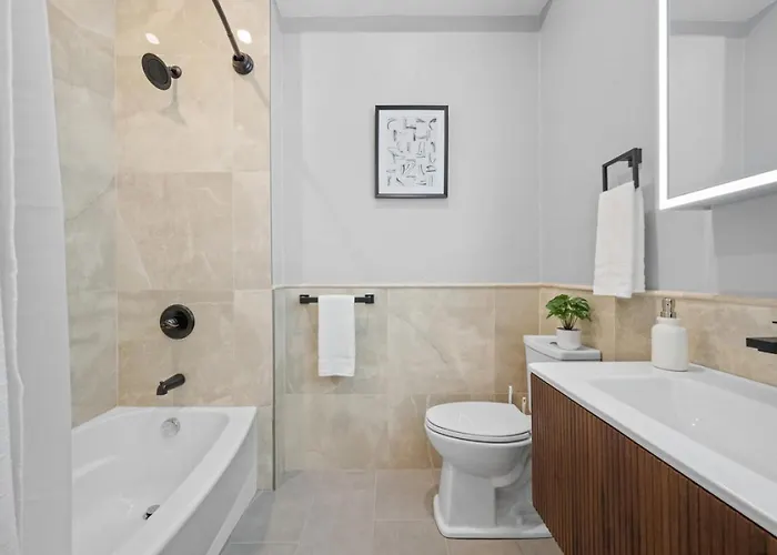 Apartment Pfr - Highland, 3br 2ba Shadyside Condo, 2 King Beds, 3rd Floor Walkup *