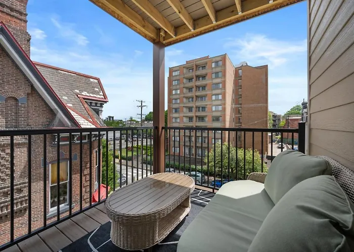 Pfr - Highland, 3br 2ba Shadyside Condo, 2 King Beds, 3rd Floor Walkup Pittsburgh
